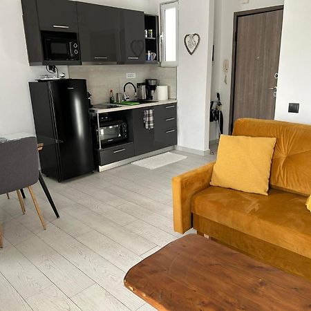Deluxe Town Hall Square Flat In Historical Center 3 Corfu  Bagian luar foto