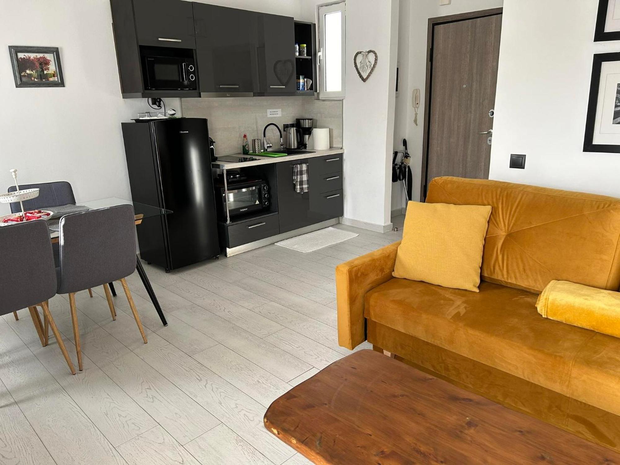 Deluxe Town Hall Square Flat In Historical Center 3 Corfu  Bagian luar foto
