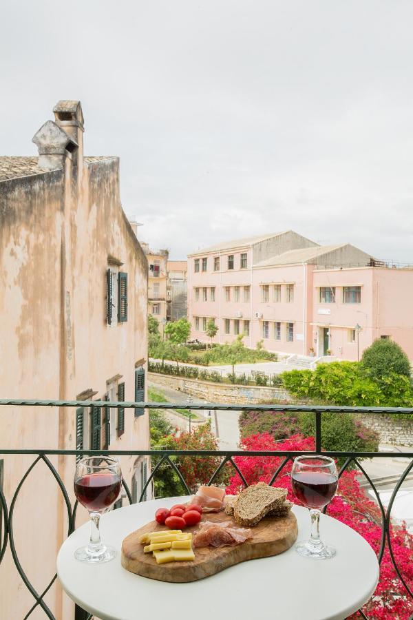 Deluxe Town Hall Square Flat In Historical Center 3 Corfu  Bagian luar foto